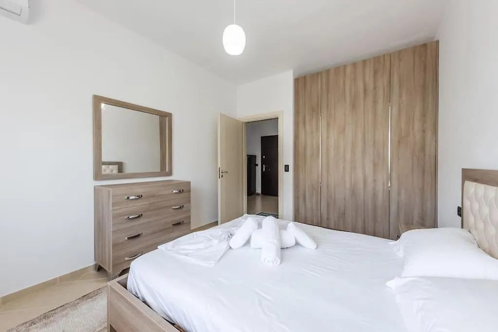 Comfort Beach Apartment Sarande